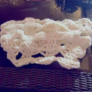 Hand knitting infinity scarf